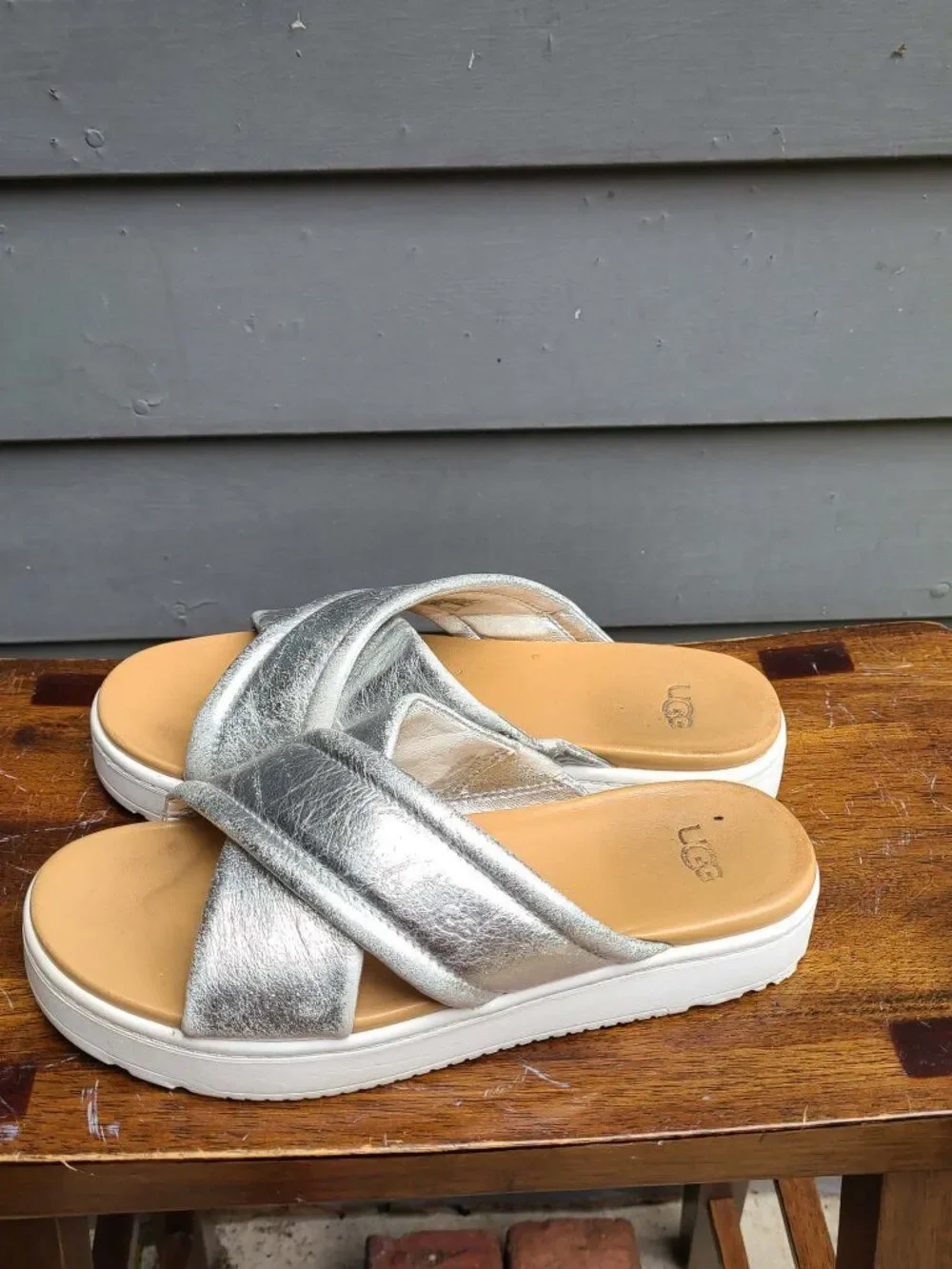 UGG Silver Metallic Zayne Sandals size 8